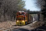 QGRY 3537 Leads 512 toward Hotel Rd. 